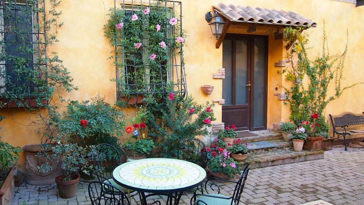 La Piazzetta Di Roma Βίλα Εξωτερικό φωτογραφία